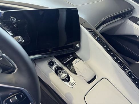 Used 2025 Chevrolet Corvette Stingray Premium Conv w/ Z51 Performance Package image 15