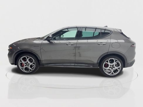 New 2024 Alfa Romeo Tonale Veloce image 7