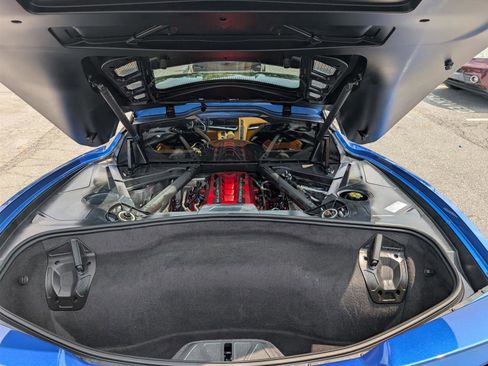 Used 2023 Chevrolet Corvette Stingray Premium Cpe w/ Z51 Performance Package image 11