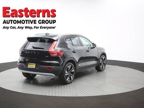 Used 2025 Volvo XC40 B5 Plus AWD/4WD image 41