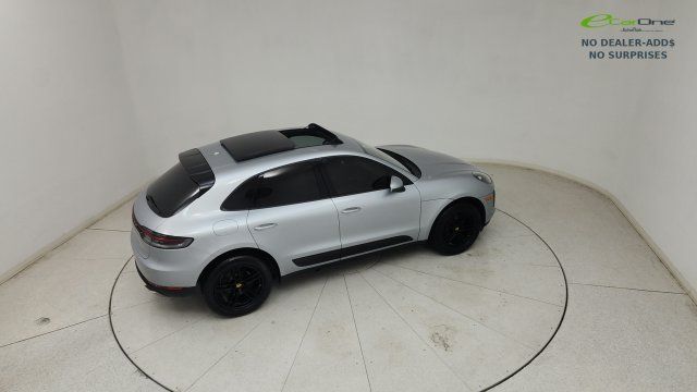 Used 2019 Porsche Macan AWD/4WD image 27