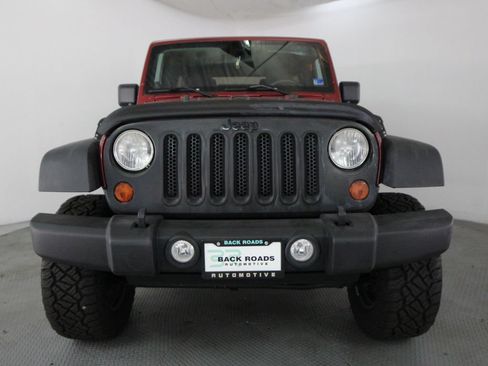 Used 2013 Jeep Wrangler Unlimited Sport w/ Trailer Tow Group AWD/4WD image 2