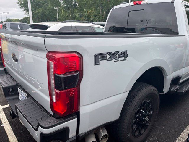 Used 2026 Ford F250 Lariat w/ Black Appearance Package AWD/4WD image 3
