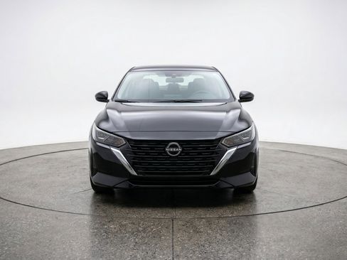 Used 2025 Nissan Sentra SV FWD image 2