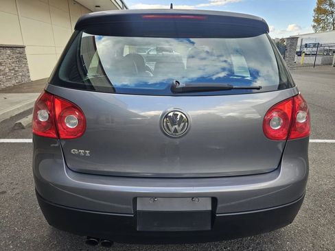 Used 2009 Volkswagen GTI 4-Door image 4