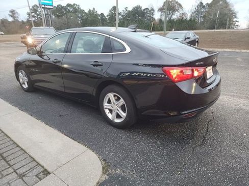 Used 2022 Chevrolet Malibu LS image 8