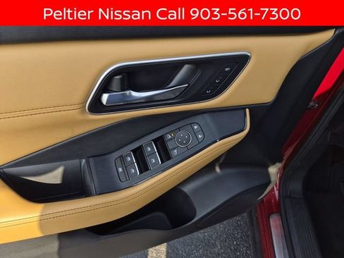 Certified 2023 Nissan Rogue Platinum w/ Platinum Premium Package FWD image 23
