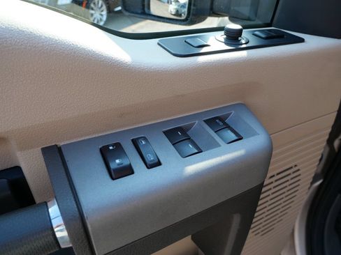 Used 2014 Ford F250 Lariat w/ Chrome Package AWD/4WD image 24