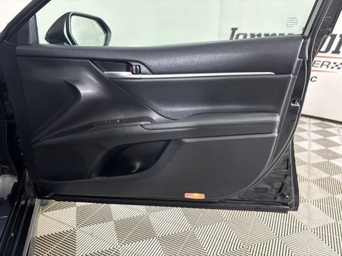 Used 2022 Toyota Camry XSE w/ Carpet Mat Package (TMS) FWD image 30