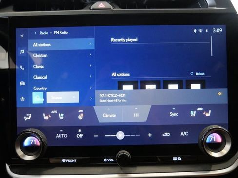 Certified 2023 Lexus RZ 450e Premium w/ Accessory Package (P1) AWD/4WD image 17