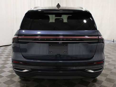 Used 2024 Lincoln Nautilus Reserve w/ Equipment Group 203A AWD/4WD image 30