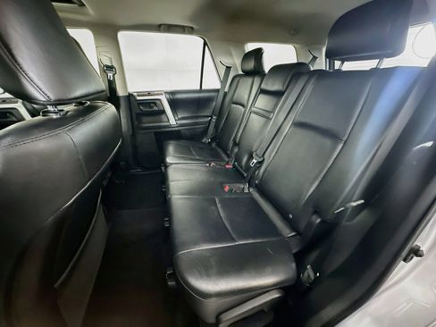 Used 2012 Toyota 4Runner Limited AWD/4WD image 27
