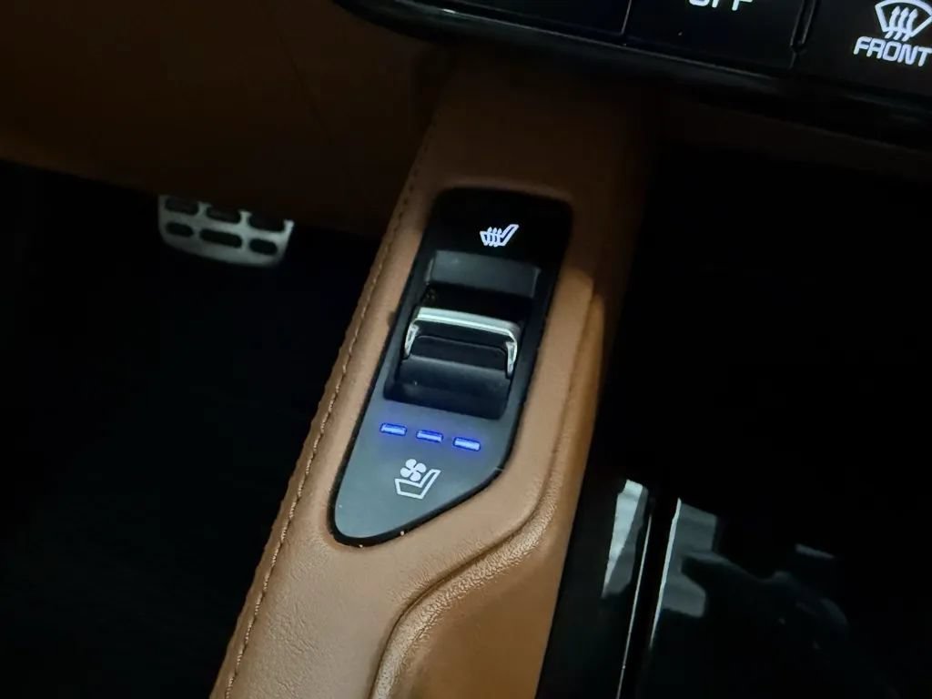 Used 2024 Kia Telluride SX Prestige X-Pro AWD/4WD image 28