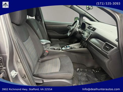 Used 2018 Nissan Leaf SV w/ SV Technology Package FWD image 16