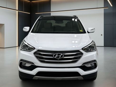 Used 2017 Hyundai Santa Fe Sport w/ 2.4L Tech Package 04 FWD image 8