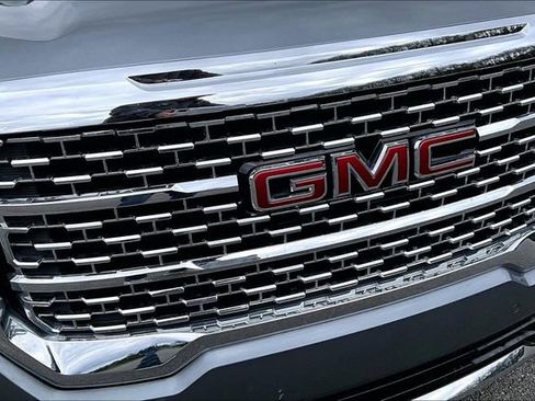 Used 2020 GMC Acadia Denali w/ Trailering Package image 26
