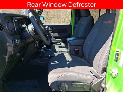 Used 2025 Jeep Wrangler Unlimited Rubicon w/ Safety Group AWD/4WD image 13