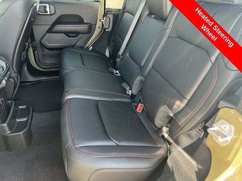 Used 2025 Jeep Wrangler Unlimited Rubicon image 24