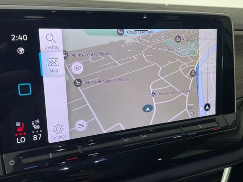 Used 2025 Volkswagen Atlas SEL Premium R-Line image 8