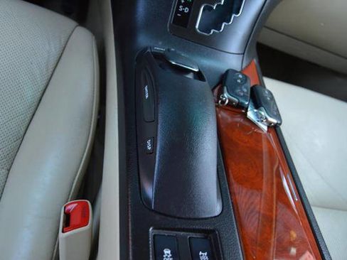 Used 2012 Lexus RX 350 AWD w/ Premium Pkg image 26
