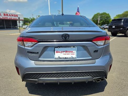 Used 2022 Toyota Corolla SE w/ Carpet Mat Package (TMS) FWD image 6