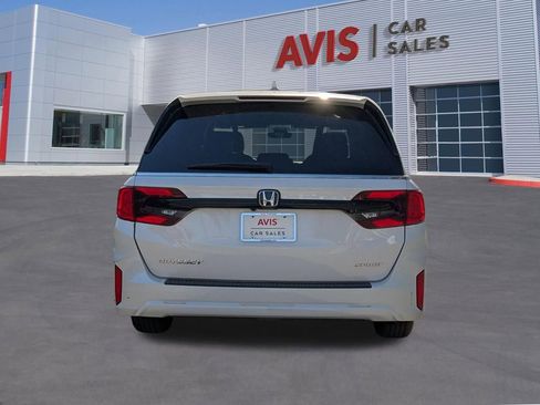Used 2025 Honda Odyssey Sport-L image 5