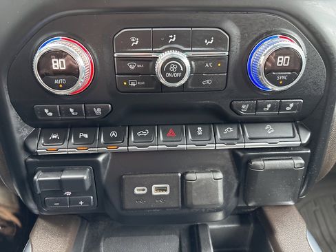 Certified 2019 GMC Sierra 1500 Denali w/ Technology Package image 29