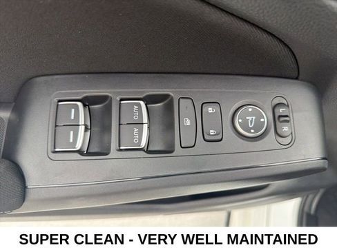 Used 2023 Honda Civic Sport image 9