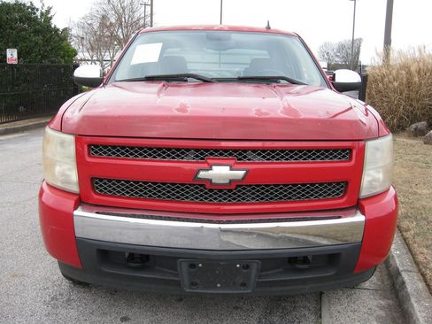 Used 2008 Chevrolet Silverado 1500 LT w/ Texas Edition image 2