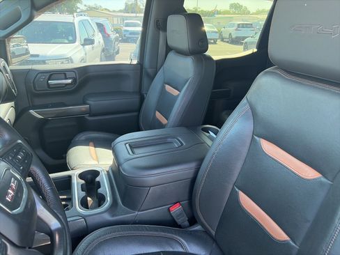 Used 2020 GMC Sierra 1500 AT4 w/ AT4 Premium Package image 13