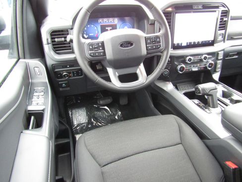 New 2025 Ford F150 XLT w/ Equipment Group 302A MID image 10