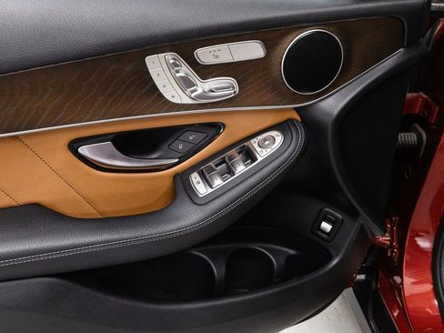 Certified 2020 Mercedes-Benz GLC 300 GLC 300 image 6