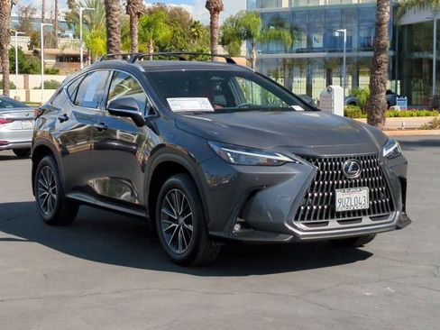 Used 2025 Lexus NX 350 AWD w/ Premium Package image 3