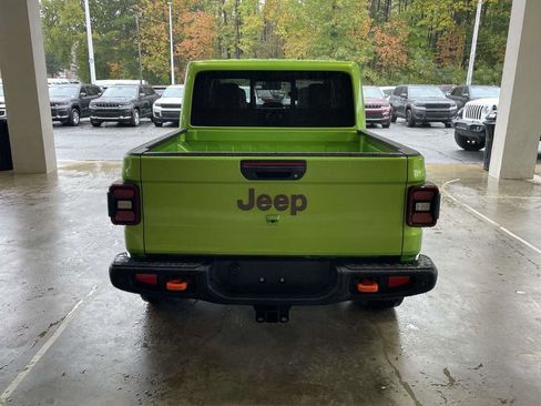 New 2025 Jeep Gladiator Mojave image 7
