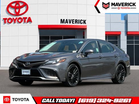 Used 2024 Toyota Camry XSE FWD image 1