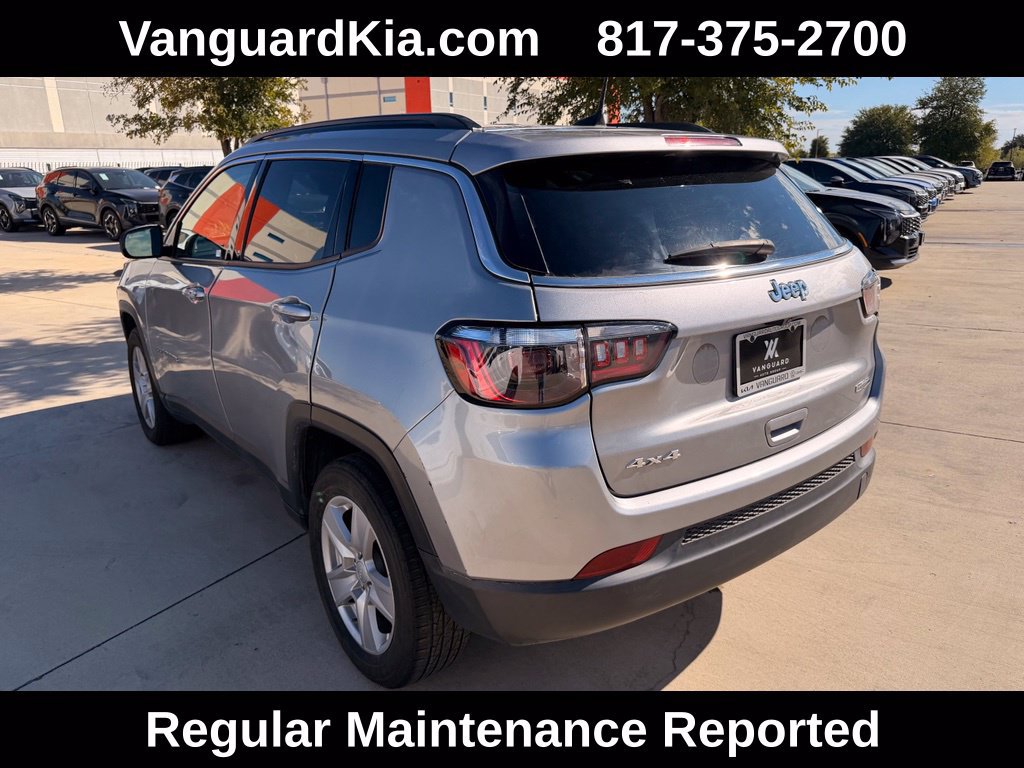 Used 2022 Jeep Compass Latitude w/ Convenience Group AWD/4WD image 2