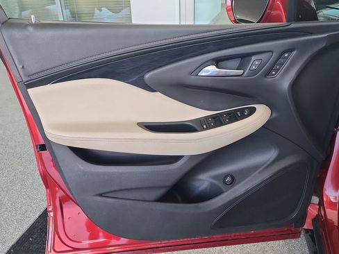 Certified 2018 Buick Envision Essence image 21