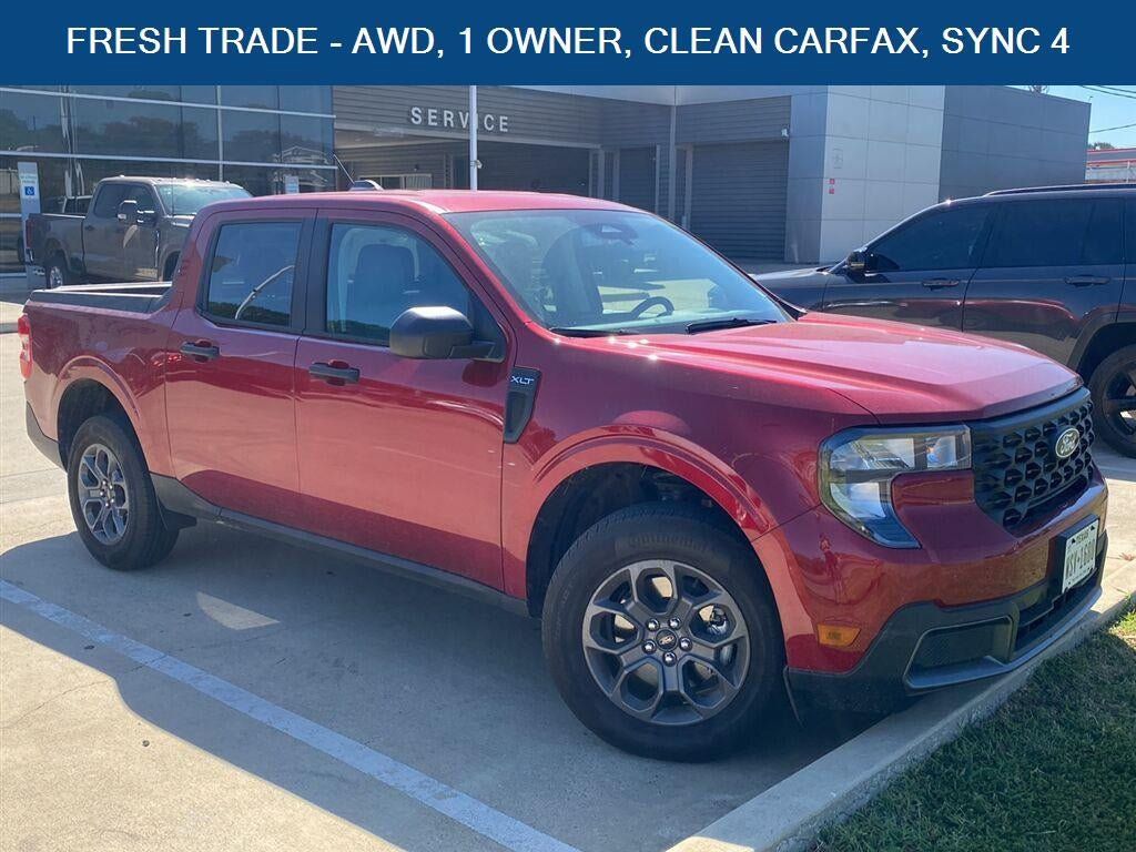 Used 2025 Ford Maverick XLT w/ Equipment Group 302A AWD/4WD image 1