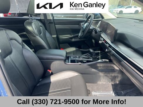 Certified 2025 Kia Sorento S w/ Panoramic Sunroof Package FWD image 57