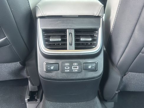 Used 2024 Subaru Legacy Limited AWD/4WD image 23