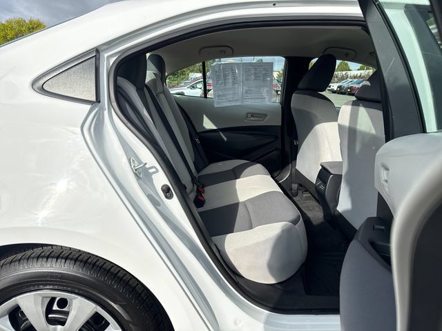 Used 2023 Toyota Corolla LE FWD image 10