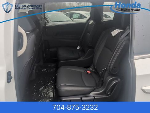 New 2026 Honda Odyssey EX-L image 15
