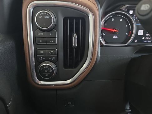 Used 2022 Chevrolet Silverado 3500 High Country w/ Safety Package II AWD/4WD image 19