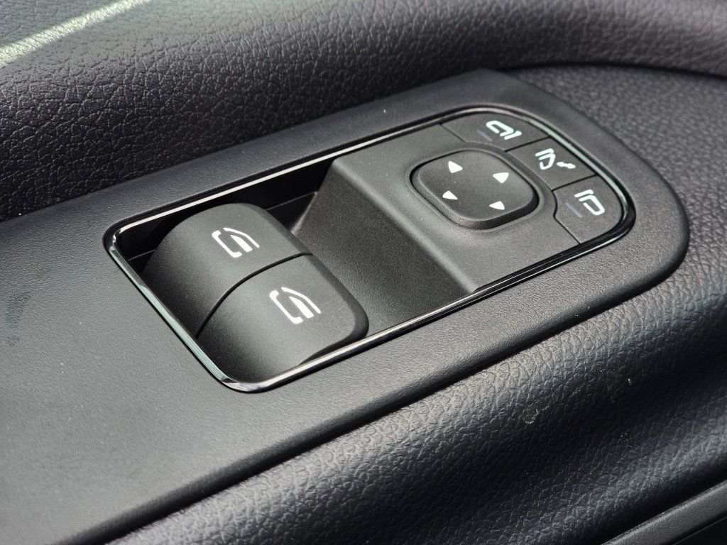 New 2026 Mercedes-Benz Sprinter 2500 image 29