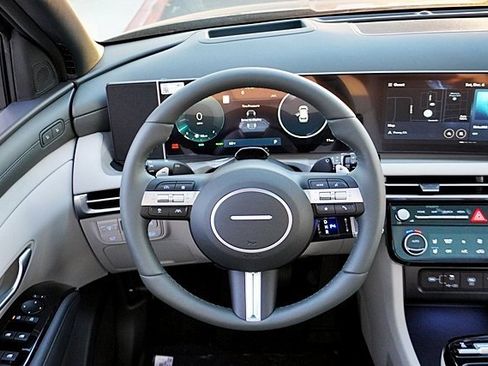 New 2026 Hyundai Tucson Limited image 26