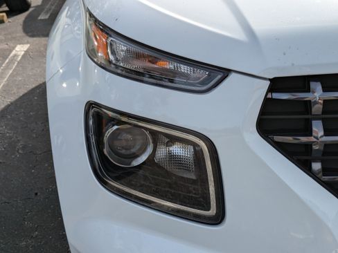 New 2026 Hyundai Venue SEL image 9