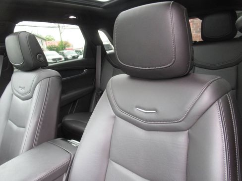 Used 2024 Cadillac XT5 Premium Luxury w/ LPO, Floor Liner Package AWD/4WD image 25