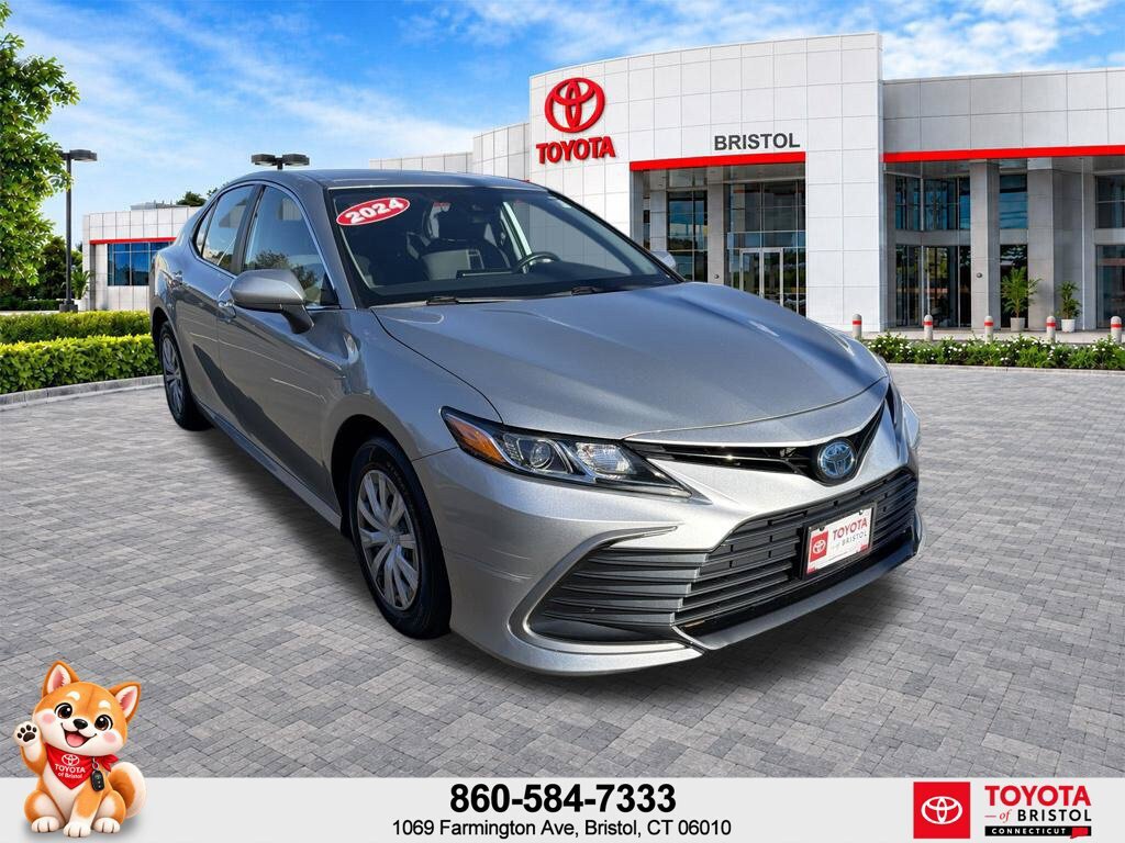 Used 2024 Toyota Camry LE FWD image 1