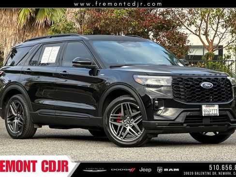 Used 2025 Ford Explorer ST-Line w/ Premium Package RWD image 1