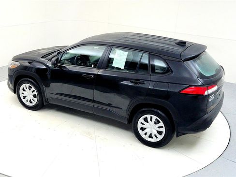 Certified 2024 Toyota Corolla Cross L image 16